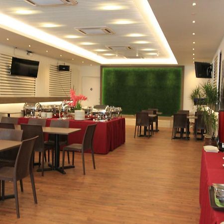 ג'והור בהרו Molek Garden Hotel מראה חיצוני תמונה