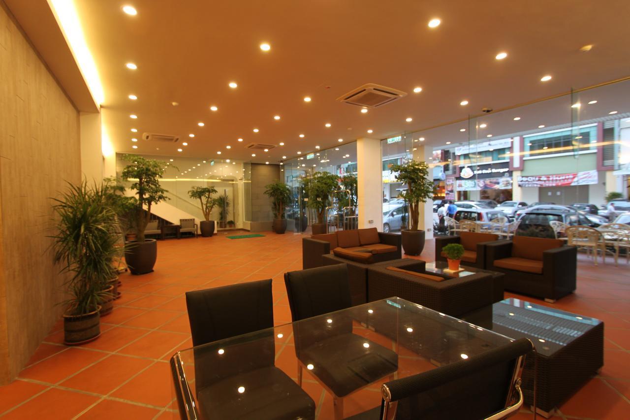 ג'והור בהרו Molek Garden Hotel מראה חיצוני תמונה