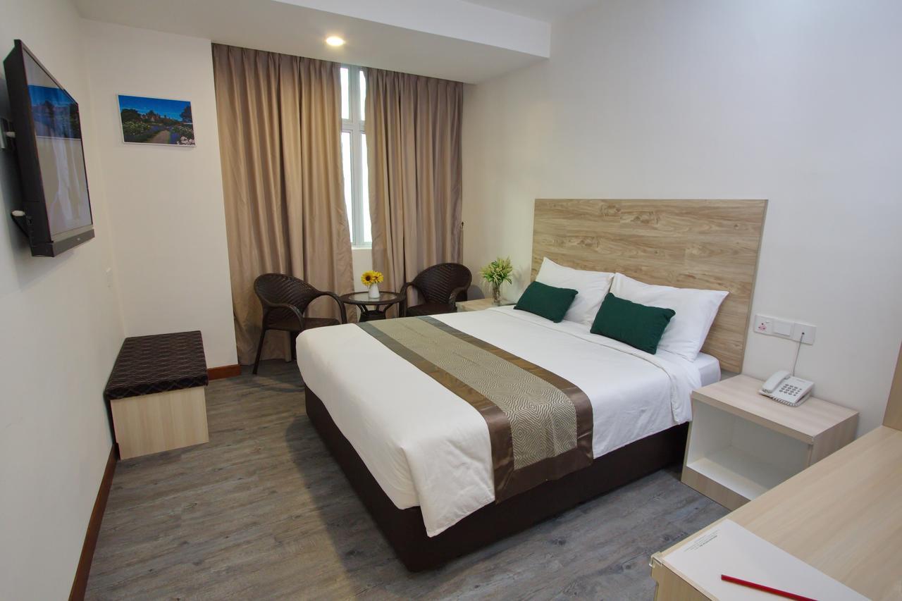 ג'והור בהרו Molek Garden Hotel מראה חיצוני תמונה
