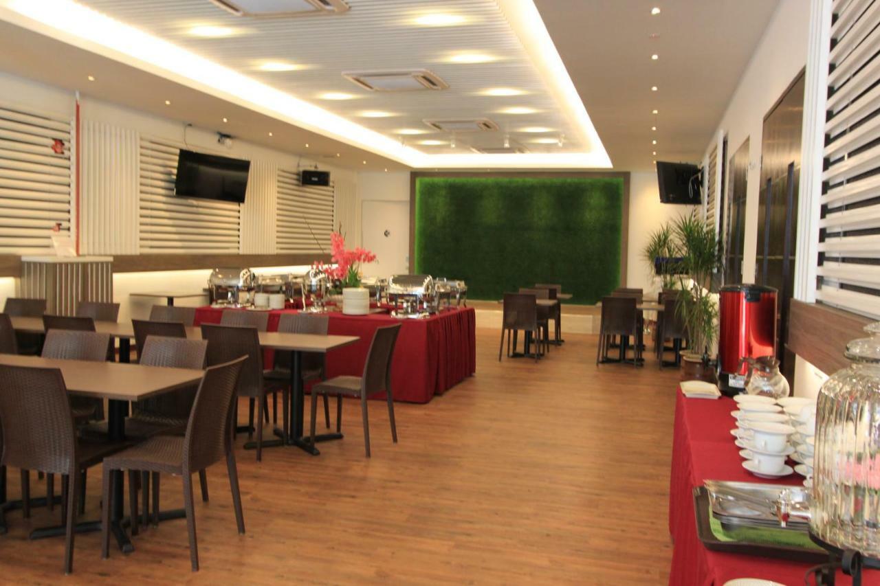 ג'והור בהרו Molek Garden Hotel מראה חיצוני תמונה