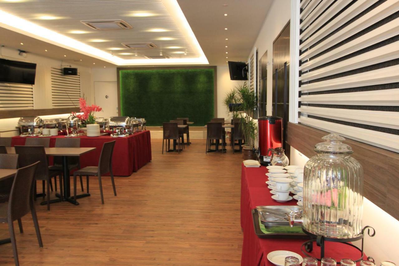 ג'והור בהרו Molek Garden Hotel מראה חיצוני תמונה
