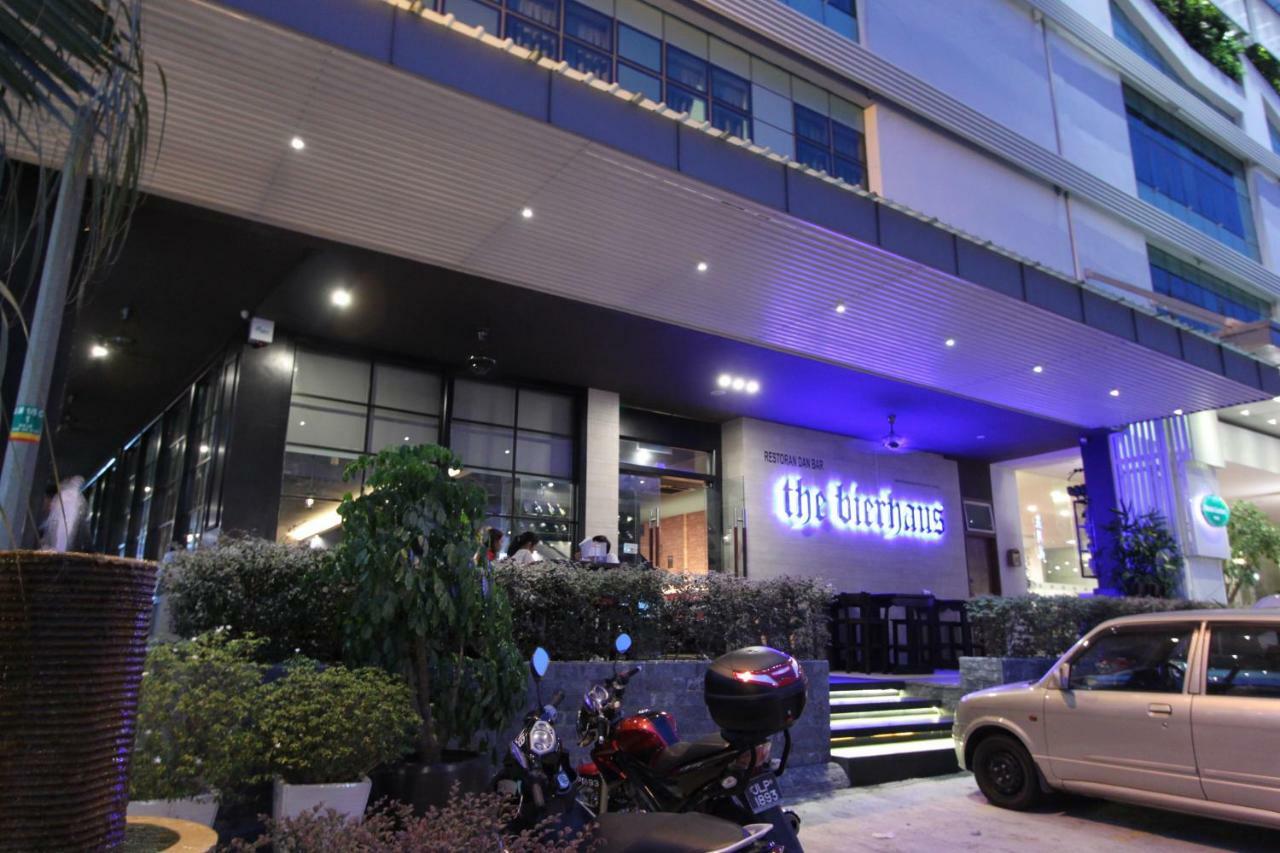 ג'והור בהרו Molek Garden Hotel מראה חיצוני תמונה