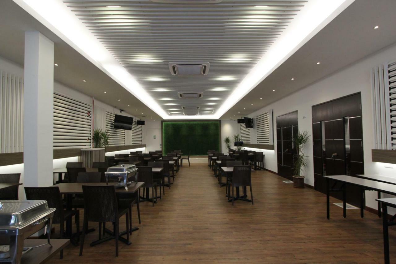 ג'והור בהרו Molek Garden Hotel מראה חיצוני תמונה