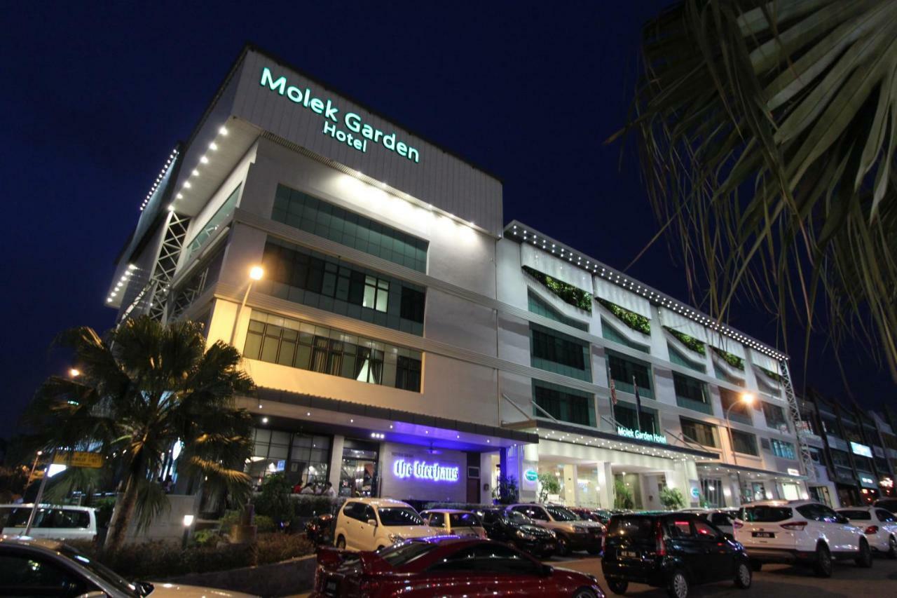 ג'והור בהרו Molek Garden Hotel מראה חיצוני תמונה